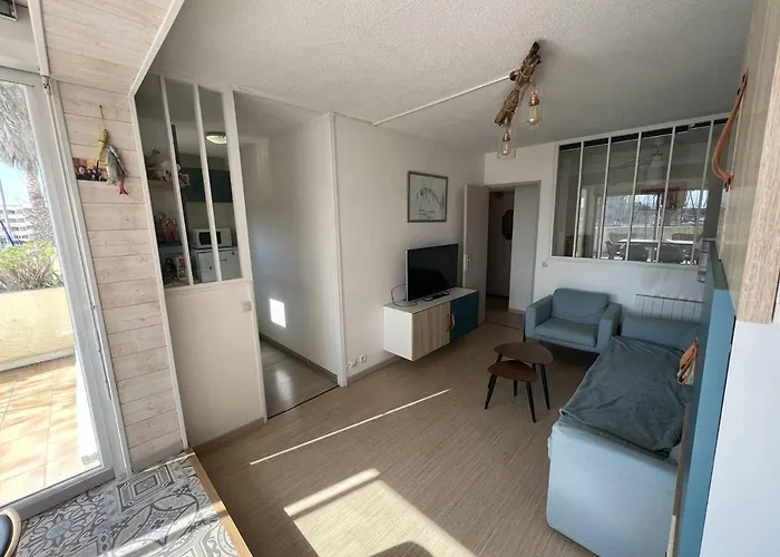 Rénové 1 + Cabine, Parking Privé, à 400m De La - Fr-1-81-601 Apartamento *